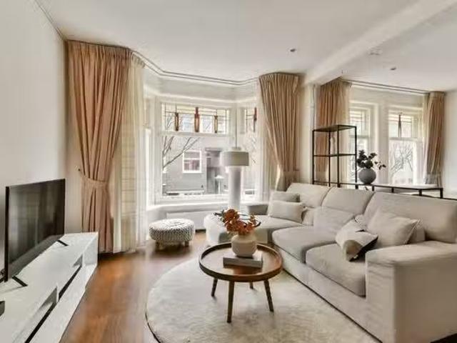 Appartement te koop in Zuid, Amsterdam