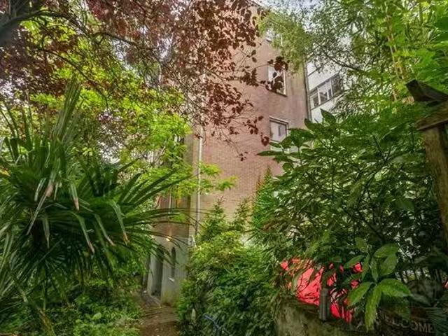 Appartement te koop in Oost, Amsterdam