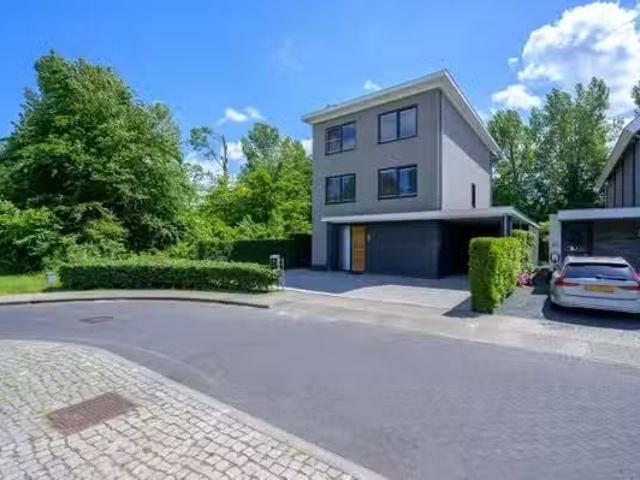 Appartement te koop in Zuid, Amsterdam