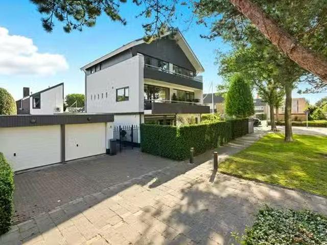 Appartement te koop in Holy-Noord, Vlaardingen