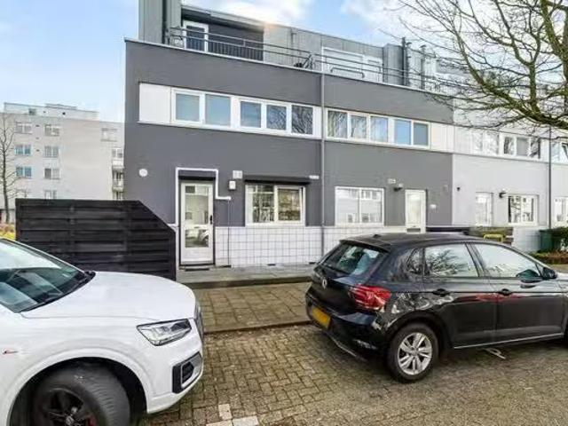 Appartement te koop in Vlaardingen, Zuid Holland