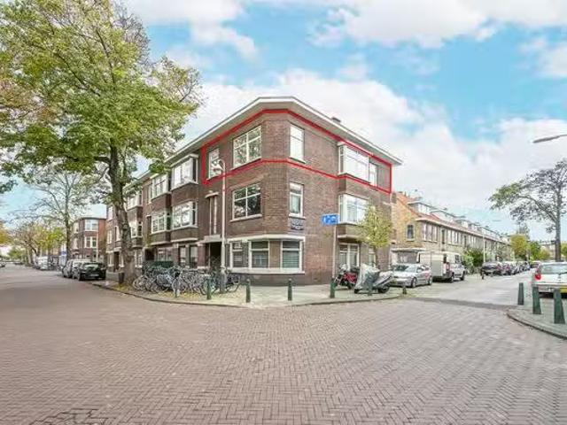 Appartement te koop in Laak, Zuid Holland