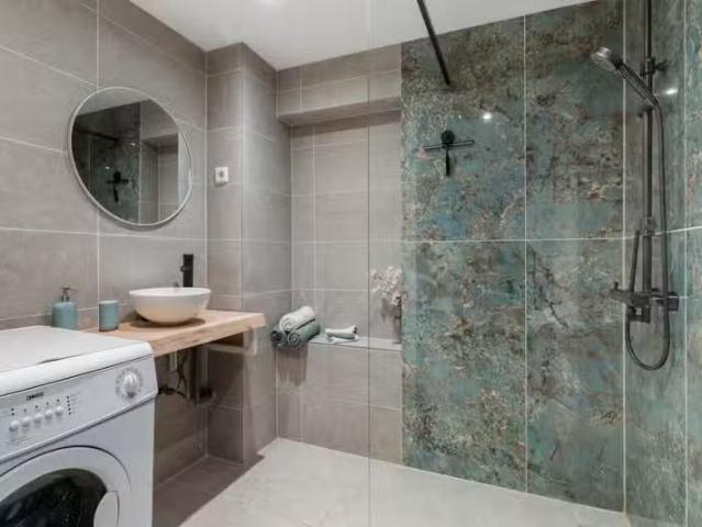 Appartement te koop in Rubroek, Rotterdam