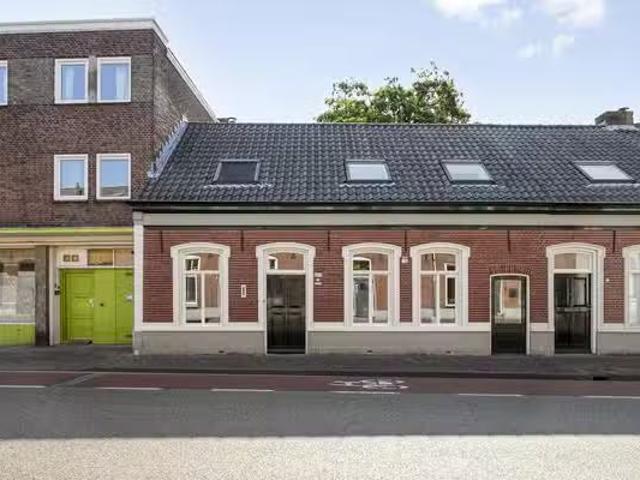 Landhuis te koop in Eindhoven, Tivoli