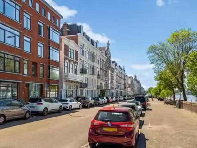 Woning te koop in Rotterdam, Lombardijen