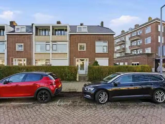 Appartement te koop in Hillegersberg-Schiebroek, Rotterdam