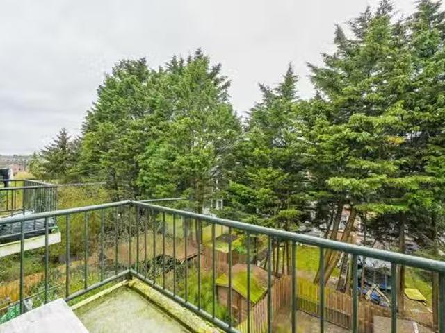 Appartement te koop in Charlois, Rotterdam