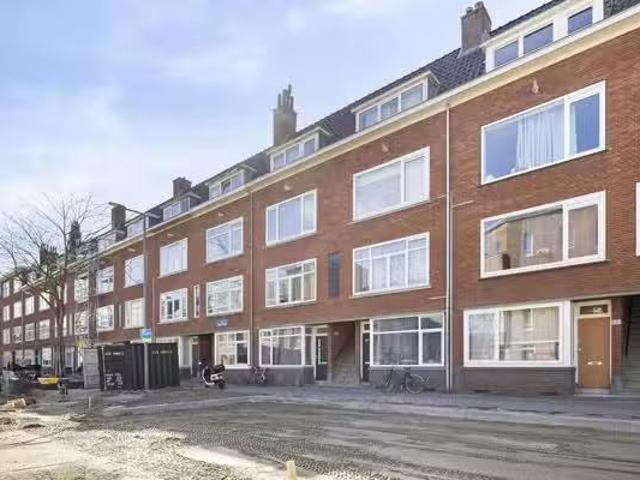 Appartement te koop in Charlois, Rotterdam