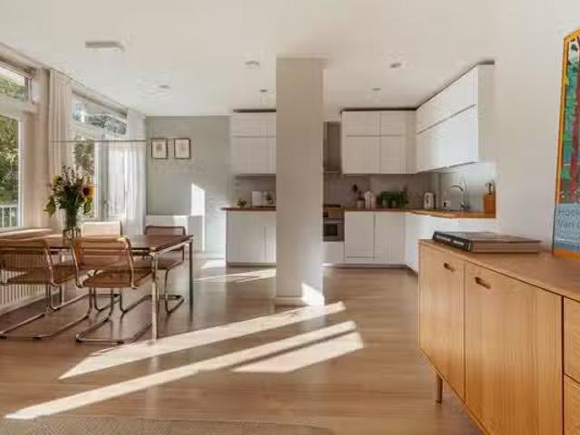 Appartement te koop in Zuid, Amsterdam