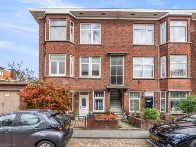 Appartement te koop in Valkenboskwartier, Zuid Holland