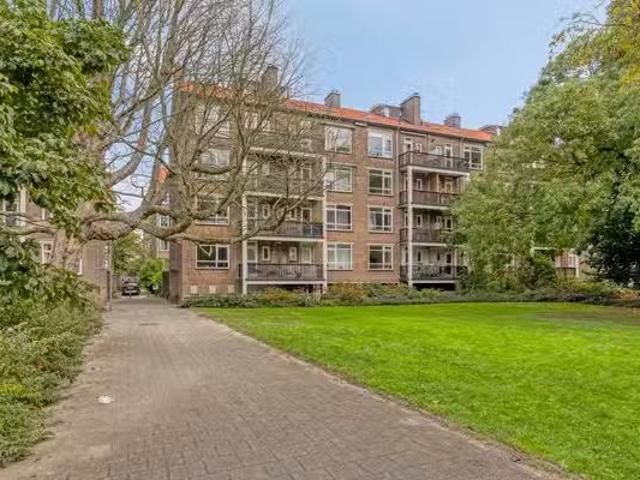 Appartement te koop in Hillegersberg-Schiebroek, Rotterdam