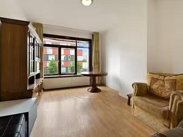 Appartement te koop in Laak, Zuid Holland