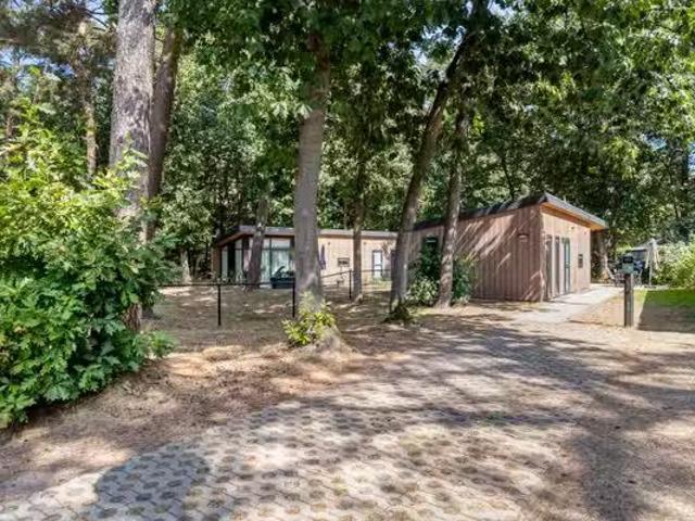 Appartement te koop in Stratum, Noord Brabant