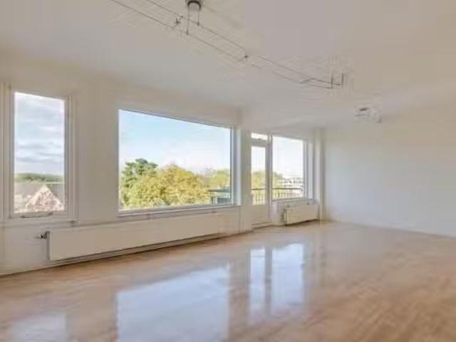 Appartement te koop in Charlois, Rotterdam