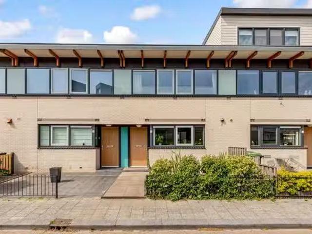 Appartement te koop in Indischebuurt, Almere-haven