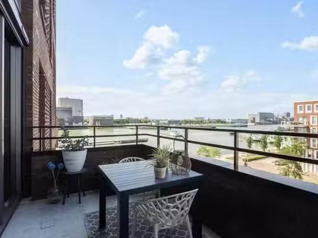 Appartement te koop in Kop van Zuid-Entrepot, Rotterdam