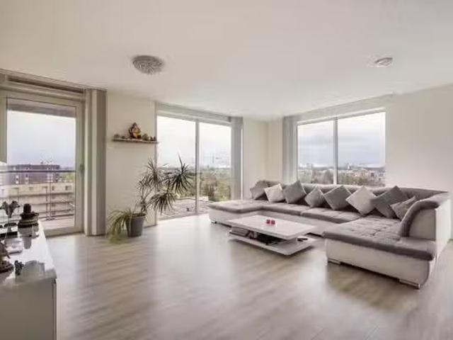 Appartement te koop in Bohemen, Den Haag