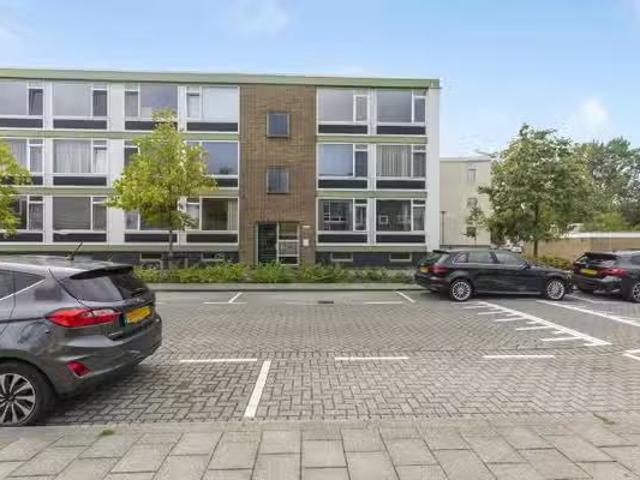 Appartement te koop in Bloemhof, Rotterdam