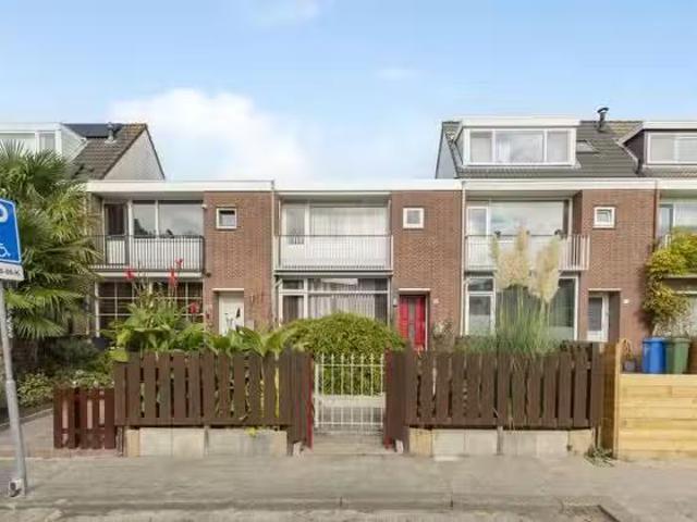 Appartement te koop in Bloemhof, Rotterdam