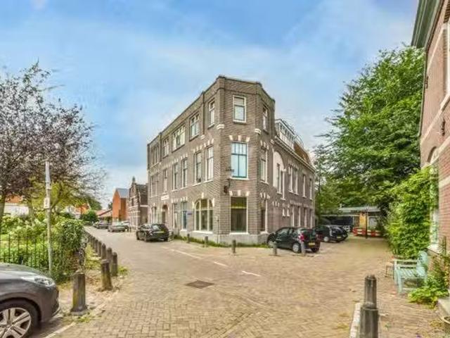 Appartement te koop in Sloten, Amsterdam