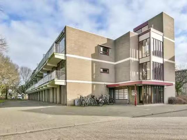 Appartement te koop in Sloten, Amsterdam