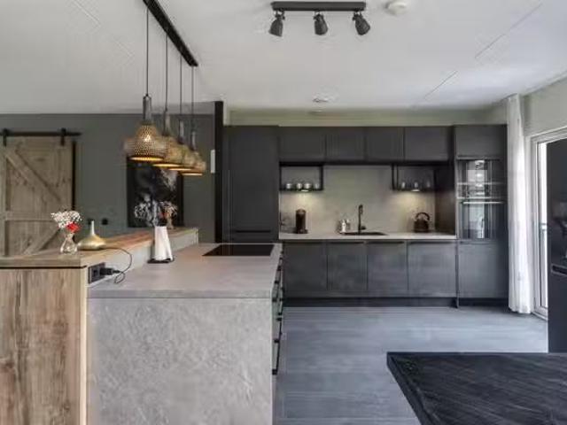 Appartement te koop in Wateringse Veld, Zuid Holland