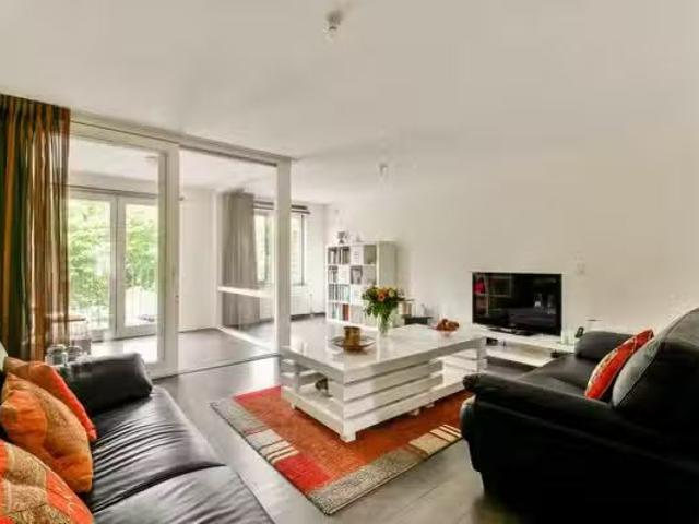 Woning te koop in Amsterdam, Nellestein
