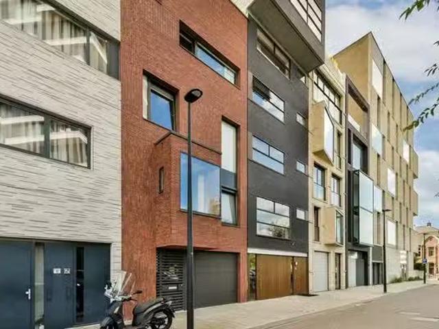 Appartement te koop in Oost, Amsterdam