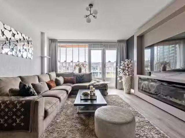 Appartement te koop in Loosduinen, Zuid Holland