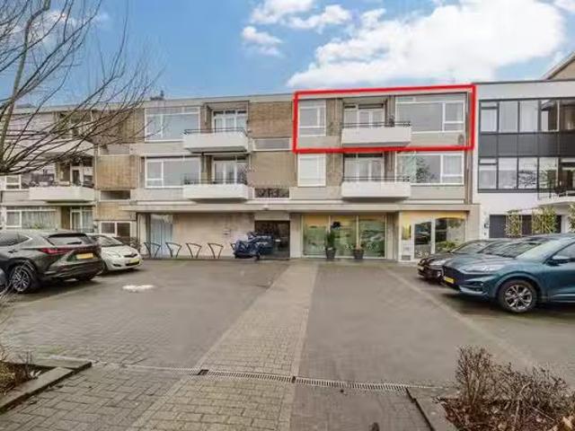 Appartement te koop in Loosduinen, Zuid Holland