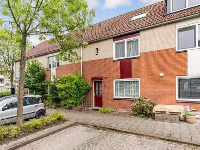Appartement te koop in Loosduinen, Zuid Holland