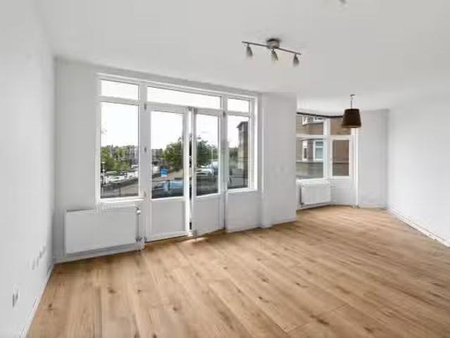 Appartement te koop in Rustenburg en Oostbroek, Den Haag