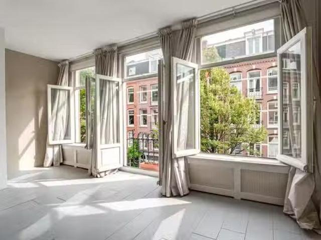 Appartement te koop in Zuid, Amsterdam