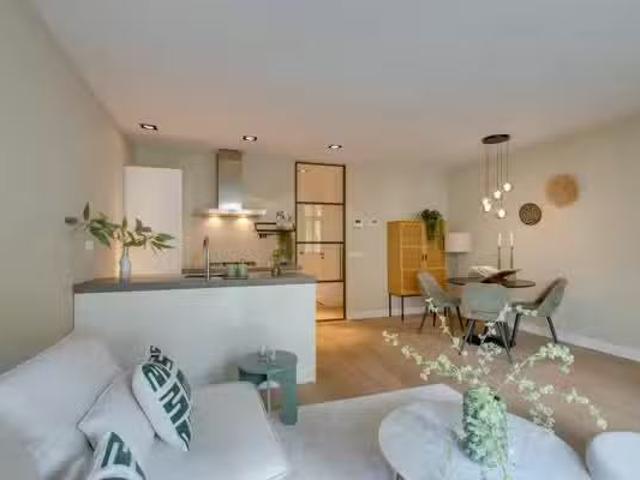 Appartement te koop in Zuid, Amsterdam