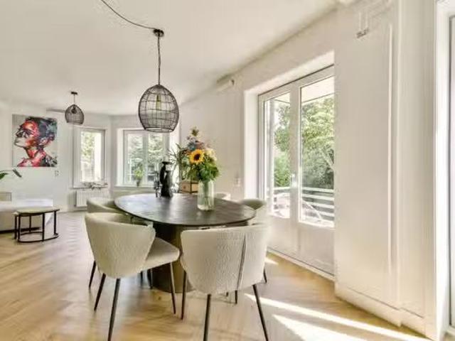 Woning te koop in Amsterdam, Indische Buurt