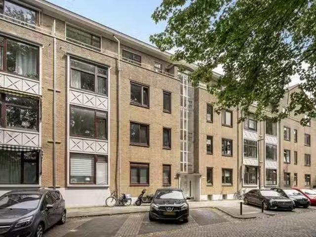 Appartement te koop in Fortuinwijk, Zuid Holland