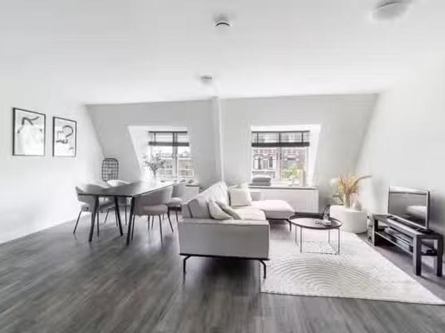 Appartement te koop in Archipelbuurt, Zuid Holland