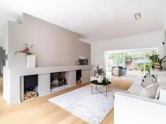 Appartement te koop in Fruitbuurt, Zuid Holland