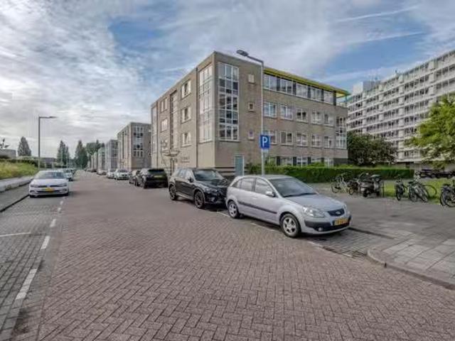 Appartement te koop in Charlois, Rotterdam