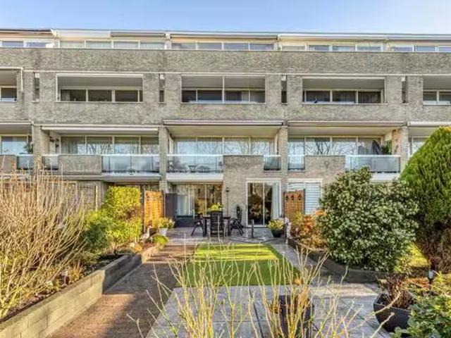 Appartement te koop in Hillegersberg-Schiebroek, Rotterdam
