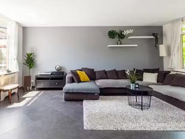 Appartement te koop in Bouwlust, Zuid Holland