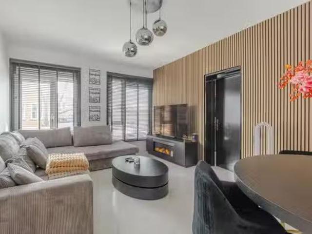 Appartement te koop in Charlois, Rotterdam