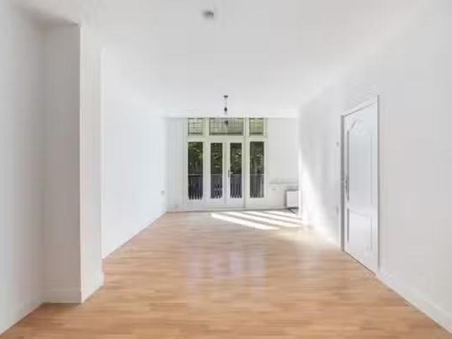 Appartement te koop in Vruchtenbuurt, Zuid Holland