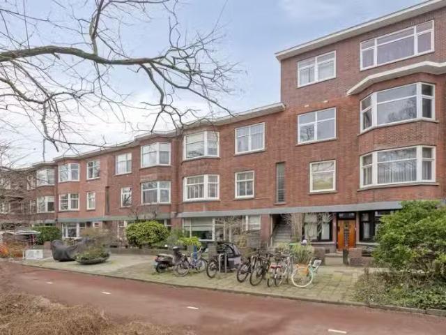Appartement te koop in Valkenboskwartier, Zuid Holland