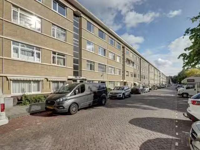 Appartement te koop in Vermeerkwartier, Den Haag