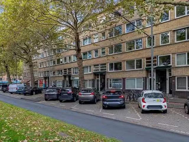 Appartement te koop in IJsselmonde, Rotterdam
