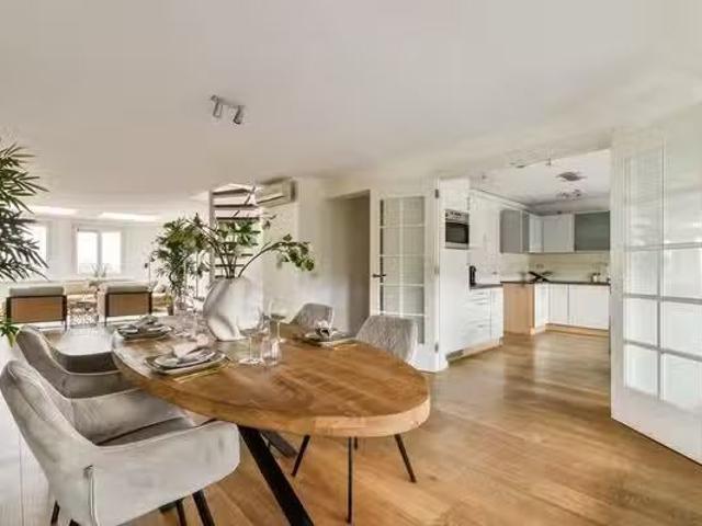 Appartement te koop in Zuid, Amsterdam
