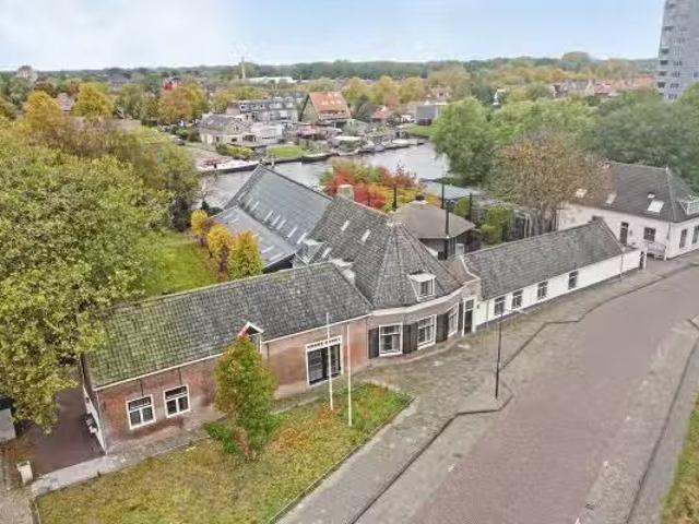 Appartement te koop in Bos- en Gasthuizen, Leiden