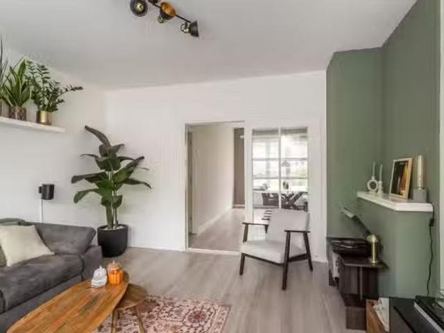 Appartement te koop in Vlaardingerambacht, Vlaardingen