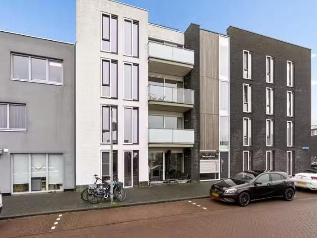 Appartement te koop in Almere-haven, Flevoland